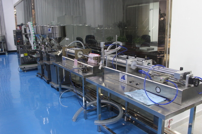 日用化工、化妝品、制藥、食品等行業成套設備